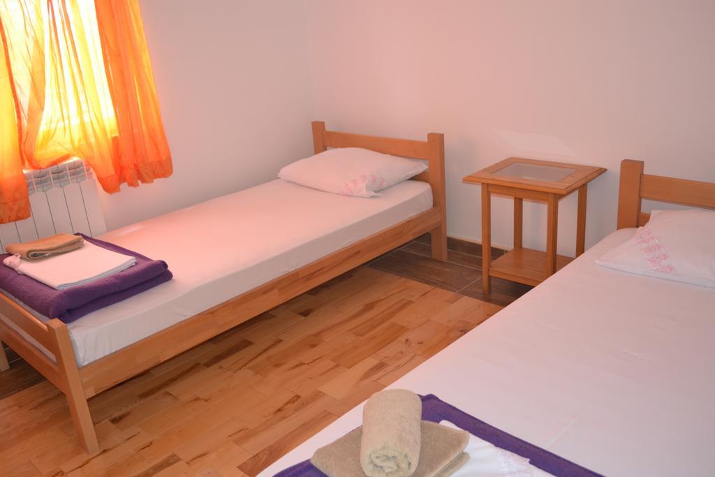 Airport Apartments Белград Экстерьер фото