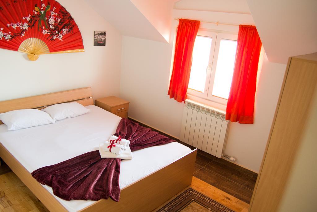 Airport Apartments Белград Экстерьер фото