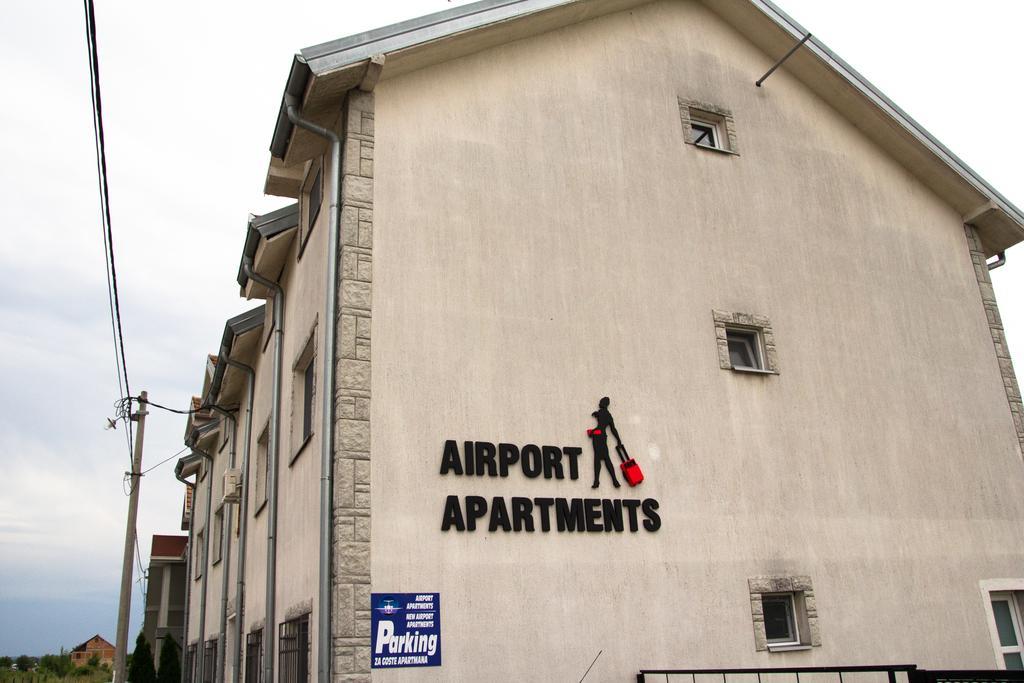 Airport Apartments Белград Экстерьер фото