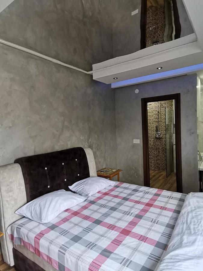 Airport Apartments Белград Экстерьер фото